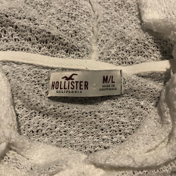 White Hollister Knit Sweater - Picture 6 of 6